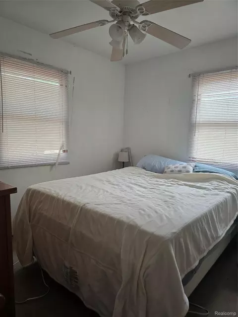 9027 S Lost Pine Ave, Lake, MI 49304 photo 3
