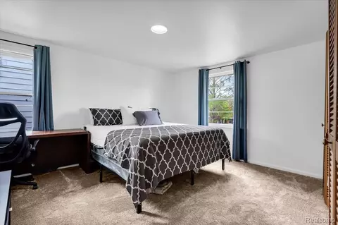 Bedroom - 4995 Hillcrest St, Grosse Pointe, MI 48236 photo 1 of 6