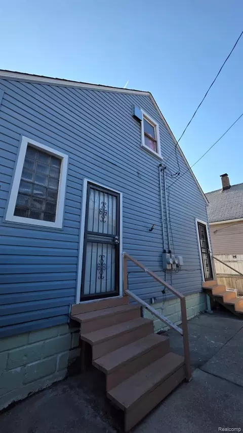 Exterior - 12000 Charest St, Hamtramck, MI 48212 photo 1 of 3