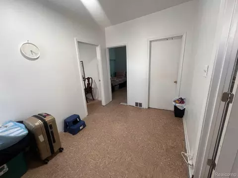 Entry Way - 12000 Charest St, Hamtramck, MI 48212 photo 4 of 5