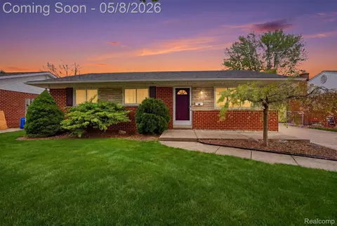 33304 Fraser Ave, Fraser, MI 48026