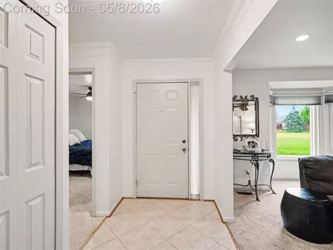 Entry Way - 15596 Huntcliff Dr #40, Macomb, MI 48044 photo 1 of 1