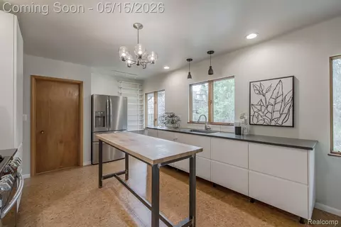 Kitchen - 1771 Brookside Dr, Flint, MI 48503 photo 2 of 7