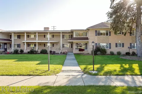2377 Walton Blvd #11, Rochester Hills, MI 48309