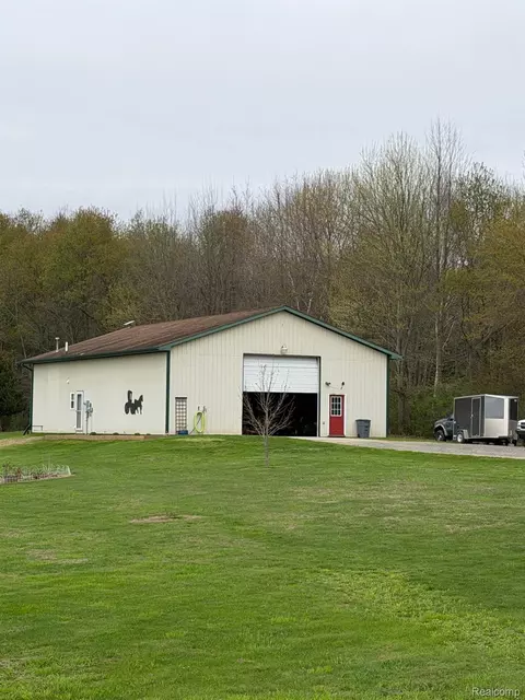 8128 Howard Rd, Burnside, MI 48453