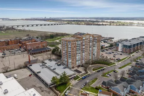250 E Harbortown Dr #1209, Detroit, MI 48207