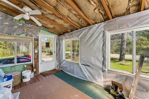Exterior - 11472 E Lippincott Blvd, Davison, MI 48423 photo 6 of 9