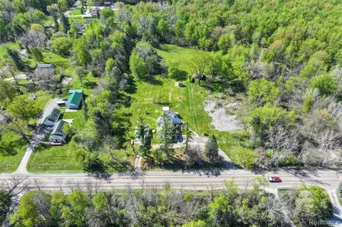 View/Area - 11472 E Lippincott Blvd, Davison, MI 48423 photo 2 of 7