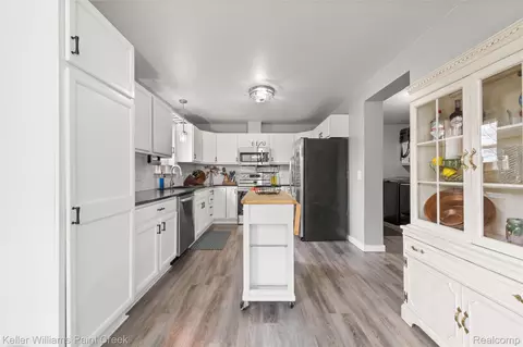 Kitchen - 3953 Meldrum Rd, Casco, MI 48064 photo 1 of 4