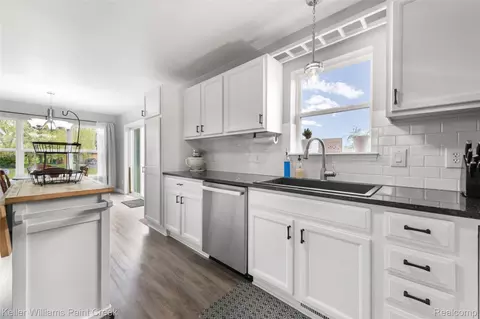 Kitchen - 3953 Meldrum Rd, Casco, MI 48064 photo 3 of 4