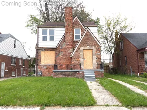 15008 Strathmoor St, Detroit, MI 48227