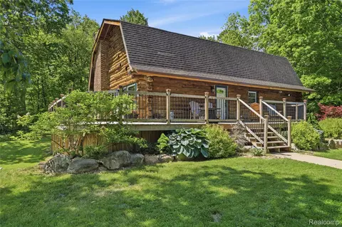 14830 County Line Rd, Burns, MI 48418