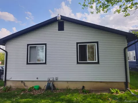 Exterior - 1353 E Decamp St, Burton, MI 48529 photo 3 of 5