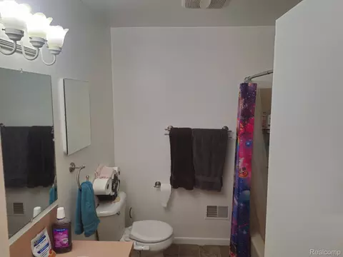 Bath - 1353 E Decamp St, Burton, MI 48529 photo 2 of 2
