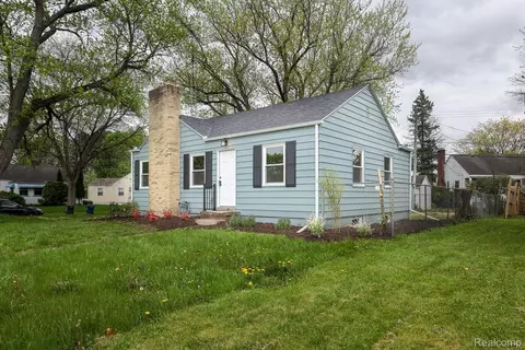 3301 Gratiot Ave, Flint, MI 48503
