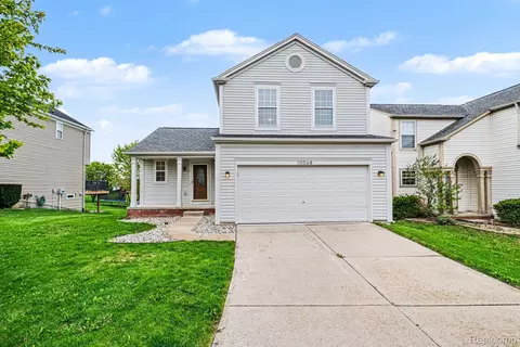 10068 Scenic Ridge Blvd, Grand Blanc, MI 48442
