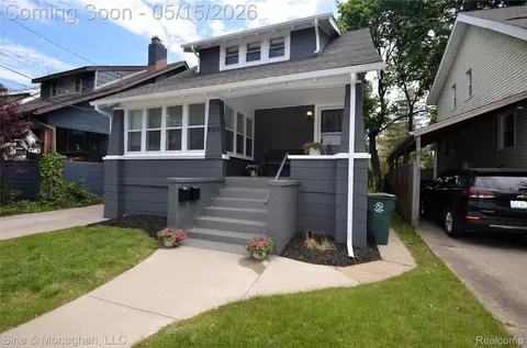 909 Knowles St, Royal Oak, MI 48067