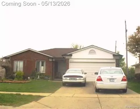 3642 Janet Dr, Sterling Heights, MI 48310