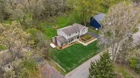 View/Area - 5105 Mohawk Ave, Independence, MI 48348 photo 2 of 4