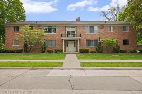 4620 Leafdale Ave #C5, Royal Oak, MI 48073