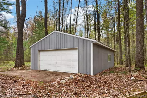 0 E Pinecrest Dr, Gladwin, MI 48624 photo 4