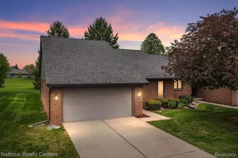 Exterior - 16061 Meadows Dr, Macomb, MI 48044 photo 2 of 2