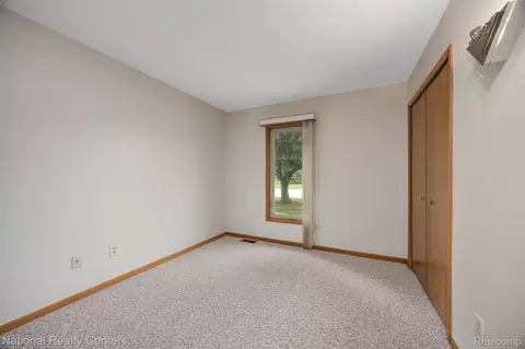 Bedroom - 16061 Meadows Dr, Macomb, MI 48044 photo 2 of 3
