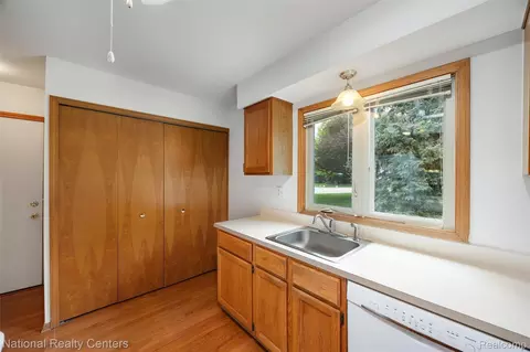 Other - 16061 Meadows Dr, Macomb, MI 48044 photo 3 of 9