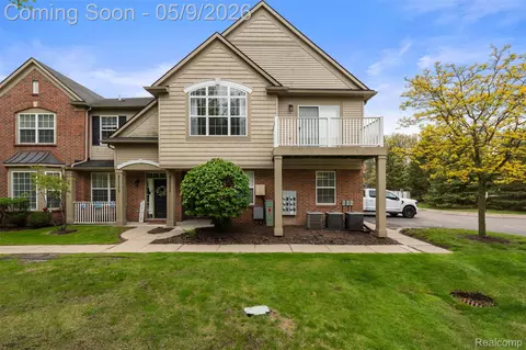 47708 Ormskirk Dr, Canton, MI 48188