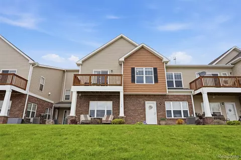 1745 Welland St, Howell, MI 48855