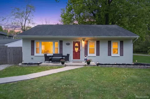 1020 Savage Rd, Van Buren, MI 48111