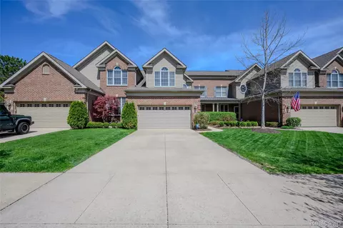 44896 Broadmoor Cir S #109, Northville, MI 48168