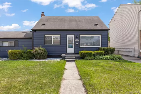 27517 Sheridan St, Garden City, MI 48135
