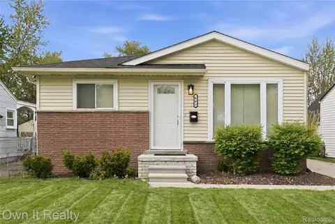 641 E Brockton Ave, Madison Heights, MI 48071
