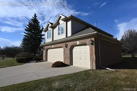 Other - 19205 River Valley Dr, Macomb, MI 48044 photo 5 of 16