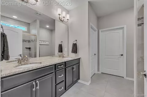 Bath - 4628 Crestway Dr, Brighton, MI 48116 photo 1 of 7