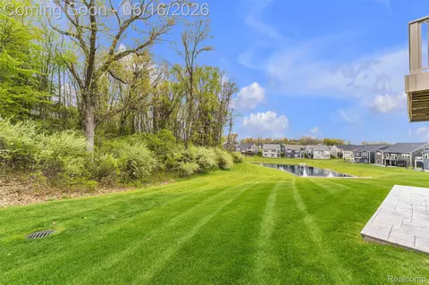 Exterior - 4628 Crestway Dr, Brighton, MI 48116 photo 10 of 11