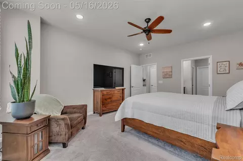Bedroom - 4628 Crestway Dr, Brighton, MI 48116 photo 2 of 7