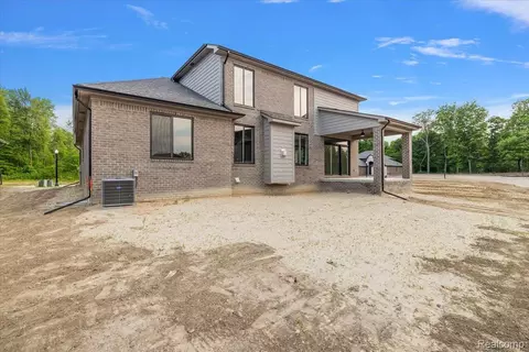 Exterior - 50793 Timberstone Dr, Macomb, MI 48042 photo 3 of 5