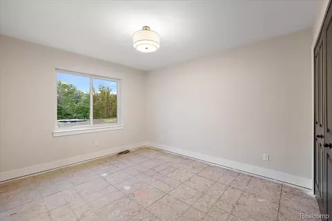 Bedroom - 50793 Timberstone Dr, Macomb, MI 48042 photo 8 of 8