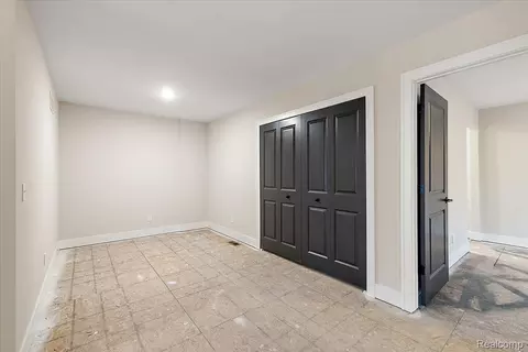 Bedroom - 50793 Timberstone Dr, Macomb, MI 48042 photo 2 of 8