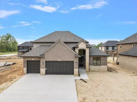 Exterior - 50793 Timberstone Dr, Macomb, MI 48042 photo 2 of 5