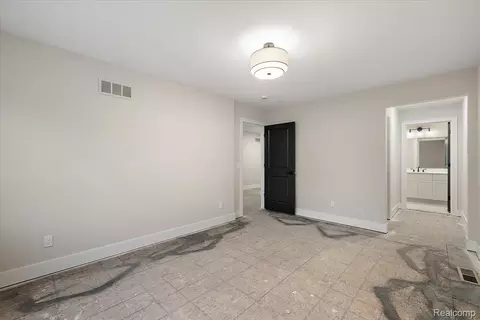 Bedroom - 50793 Timberstone Dr, Macomb, MI 48042 photo 4 of 8