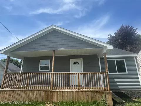 3302 Miller Rd, Flint, MI 48503
