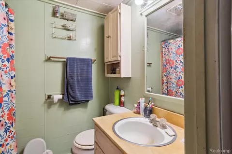 Bath - 7801 E Michigan Ave, Jackson, MI 49201 photo 1 of 1