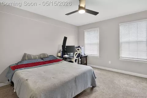 Bedroom - 49281 Percheron Dr, Macomb, MI 48042 photo 4 of 8