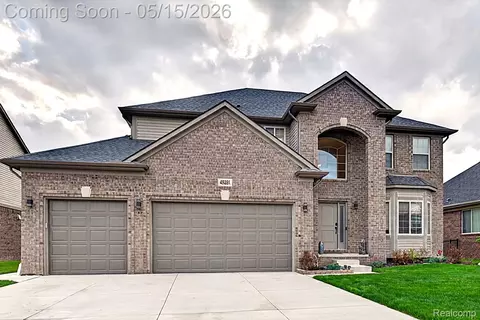 49281 Percheron Dr, Macomb, MI 48042