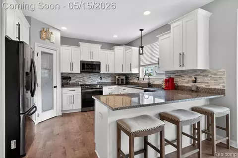 Kitchen - 49281 Percheron Dr, Macomb, MI 48042 photo 1 of 4