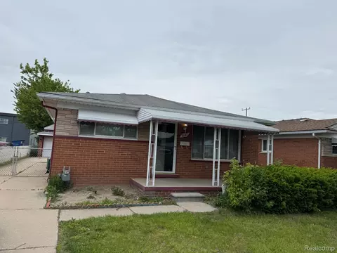 8847 Woodbine, Redford, MI 48239