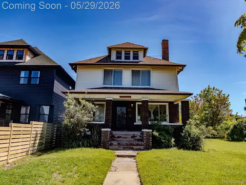 3010 Fischer St, Detroit, MI 48214